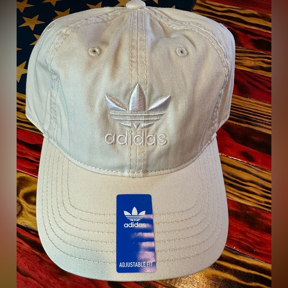 Adidas Cap ~ Wonder White